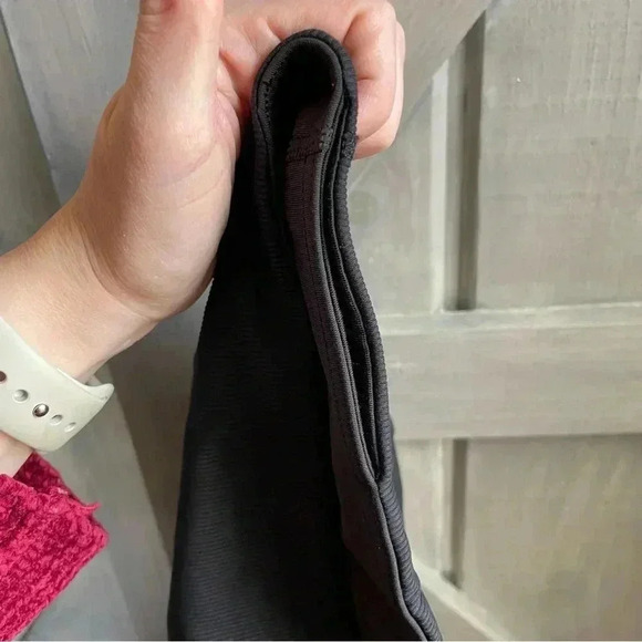 Lululemon Seek the Heat Crop Black Inky Floral Mesh‎ Size 4 - Picture 14 of 14